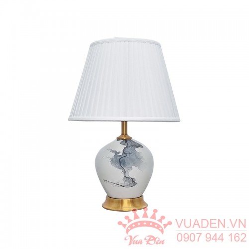Đèn bàn cổ  điển họa tiết núi non