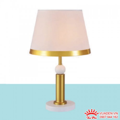 Đèn bàn phòng ngủ đọc sách thiết kế đơn giản hiện đại