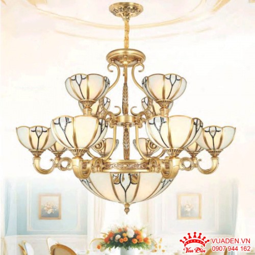 Đèn chùm đồng trang trí phòng khách sang trọng hiện đại