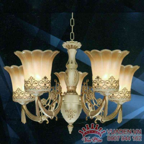 Đèn Chùm Phong Cách Cổ Điển Giá Cực Rẻ