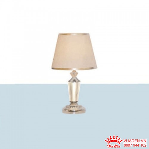 Đèn để bàn kiểu dáng sang trọng hiện đại