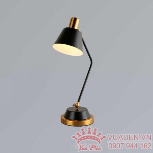 Đèn để bàn làm việc sang trọng