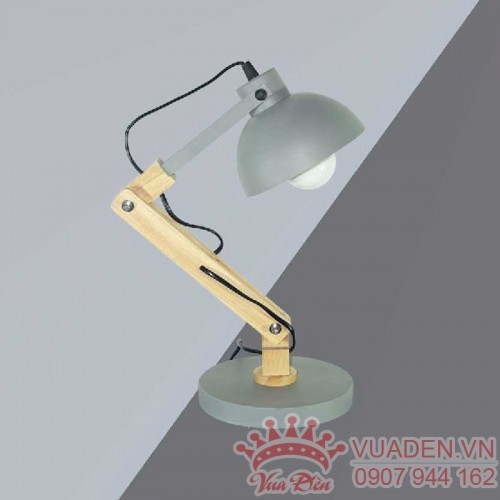 Đèn để bàn làm việc thân gỗ độc đáo