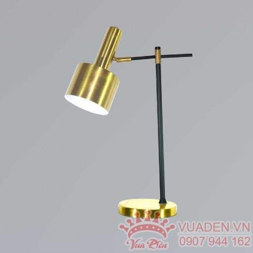 Đèn để bàn làm việc thiết kế lạ mắt