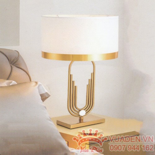 Đèn để phòng ngủ thiết kế sang trọng