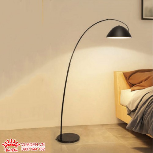 Đèn đứng cổ cò thiết kế đơn giản hiện đại