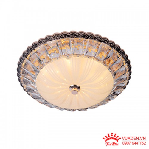 Đèn Led áp trần chao thủy tinh thiết kế phong cách cổ điển