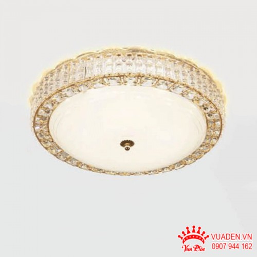 Đèn mâm tròn viền pha lê mảnh đơn giản sang trọng