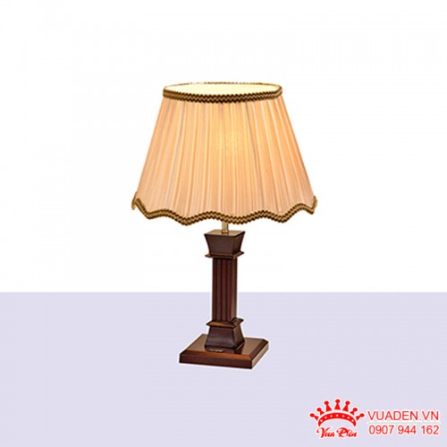 Đèn ngủ để bàn thiết kế chao dù màu vàng với từng gợn sóng uốn lượn