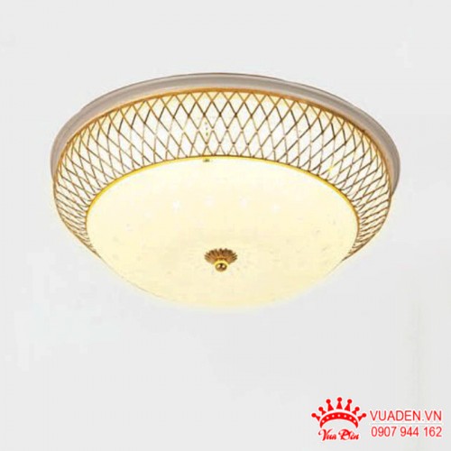 Đèn ốp trần pha lê thiết kế sang trọng cho không gian phòng...