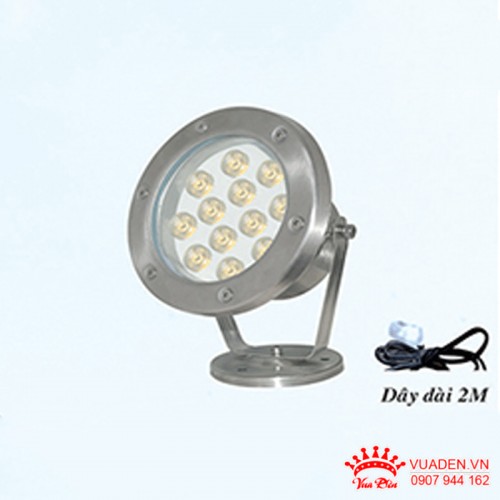 Đèn pha led sử dụng đặt dưới nước và trên bờ vàng