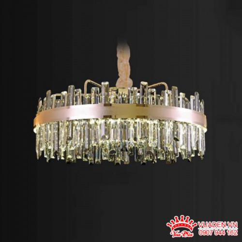 Đèn thả pha lê khung tròn trang trí phòng khách sang trọng