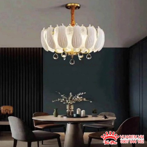 Đèn thả pha lê thiết kế sang trọng độc đáo