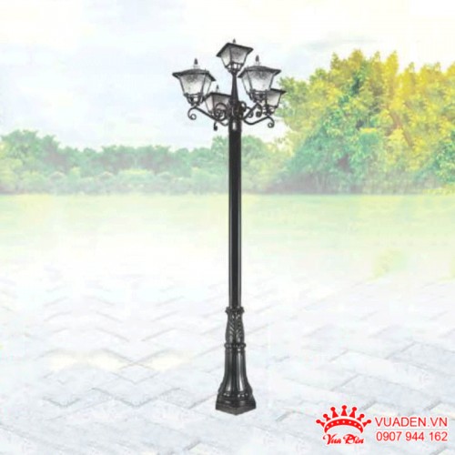 Đèn trụ ngoài trời thiết kế thân khung đen chao kính kiểu cổ...