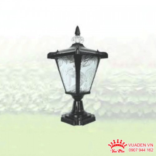 Đèn trụ sân vườn chao kính in hoa văn đẹp sang trọng